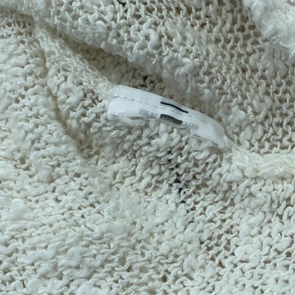 🎉Hollister Cream Crop Sweater w/ Pocket on Front - Picture 5 of 6